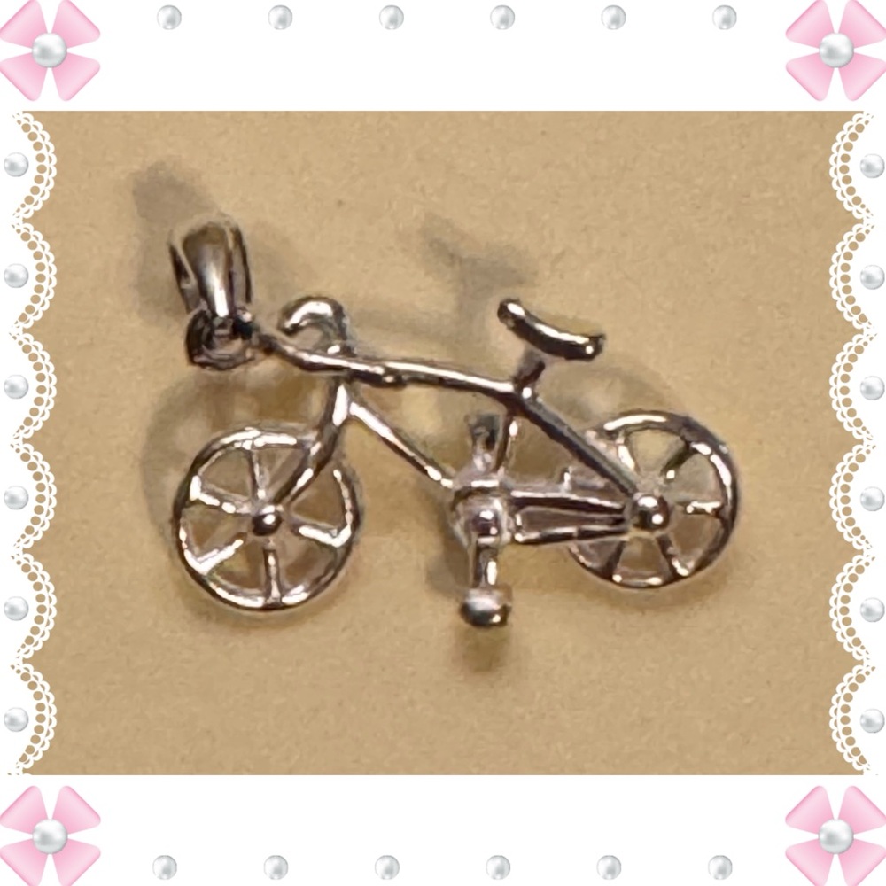 Necklace & pendant / charm - bicycle - sterling silver. Great condition. 18-20” - Picture 2 of 10